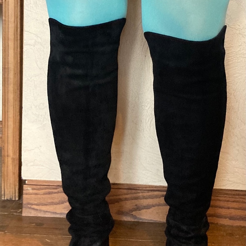 Stuart Weitzman over the knee boots 8 black suede